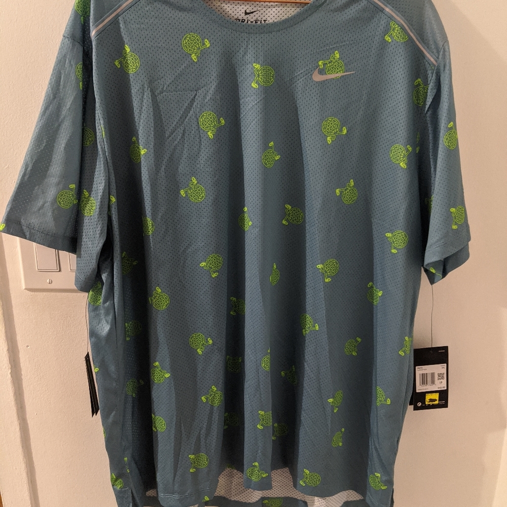 Mens Nike Dri-Fit NWT